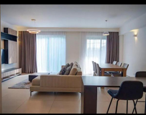 Lovely 3 Bedroom Apartment